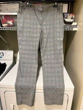 Ladies Calvin Klein Plaid pants in Gray & Black Size 12